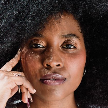 Portrait de femme afro